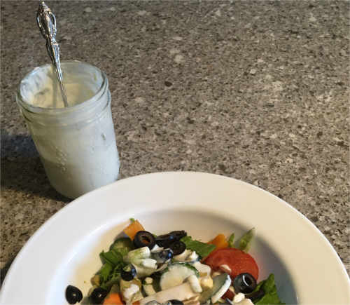 Delicious Blue Cheese Salad Dressing